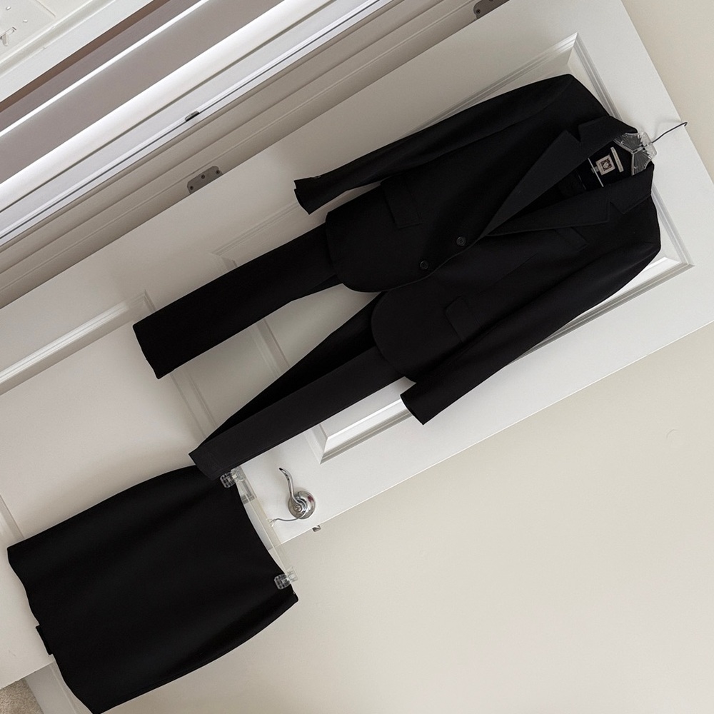 Anne Klein Executive Collection 3-piece Black pant and skirt set